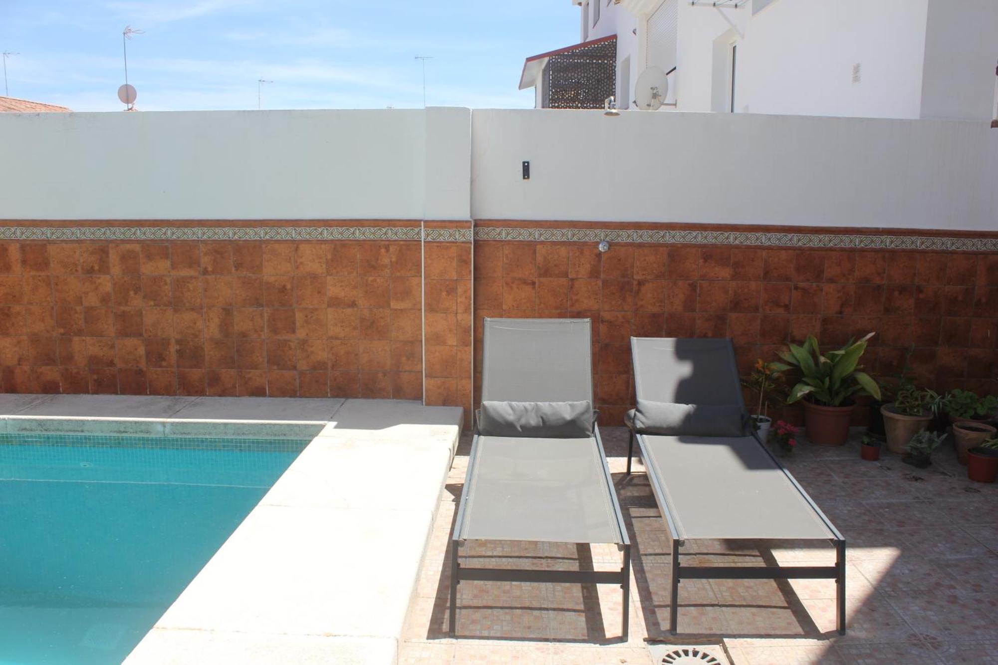 Apartamento Con Piscina En Ciudad Jardin Малага Экстерьер фото